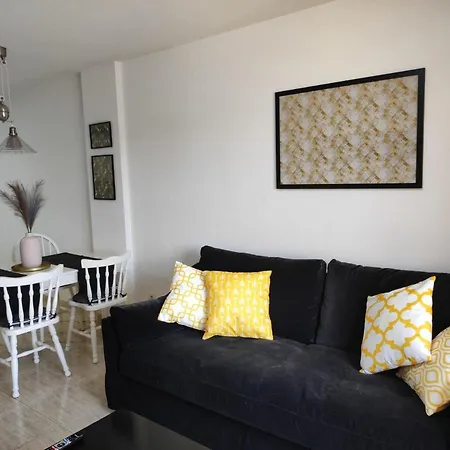 Sweet Lola Apartment *